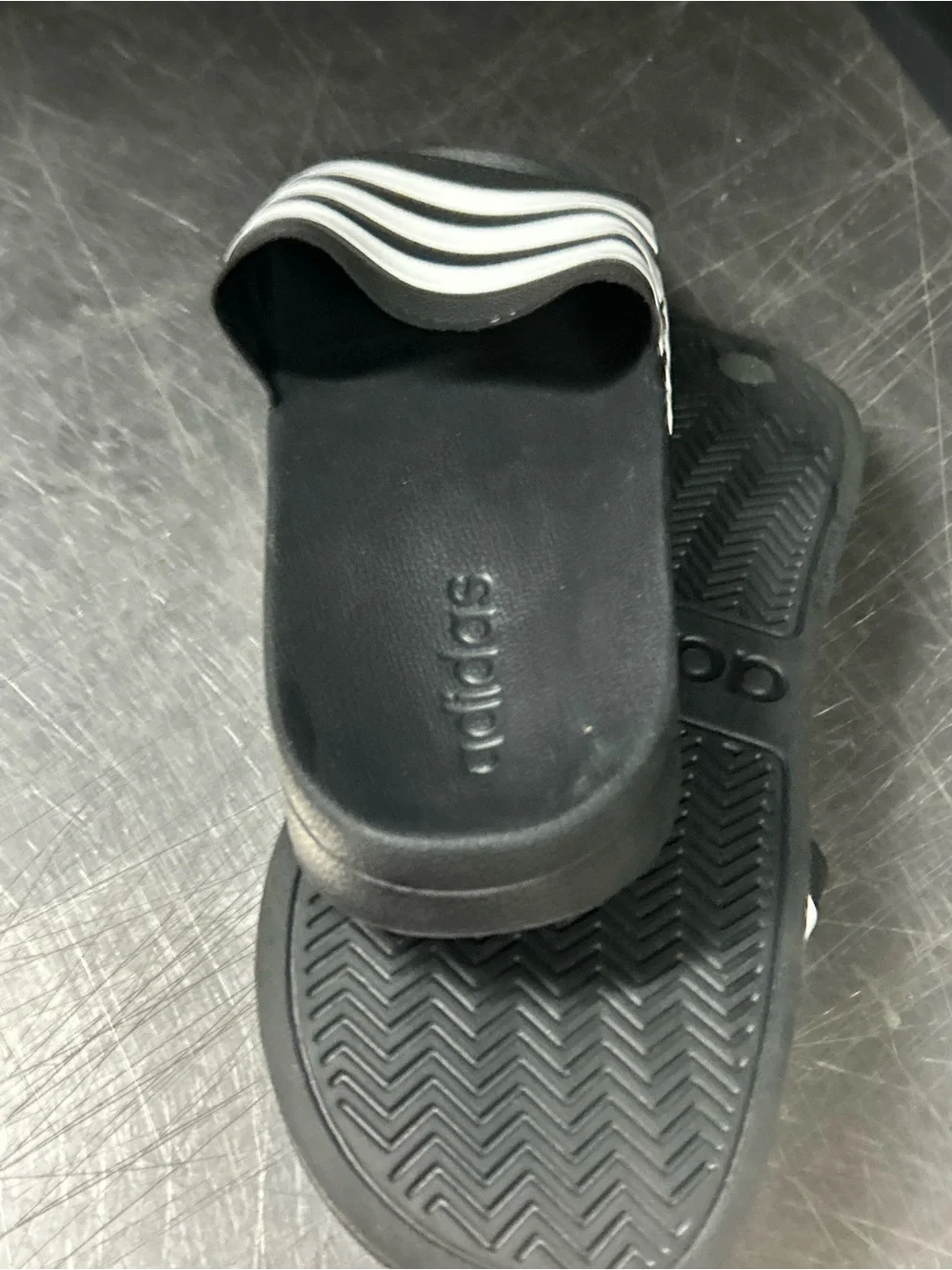 Adidas Slides Size 9 Men